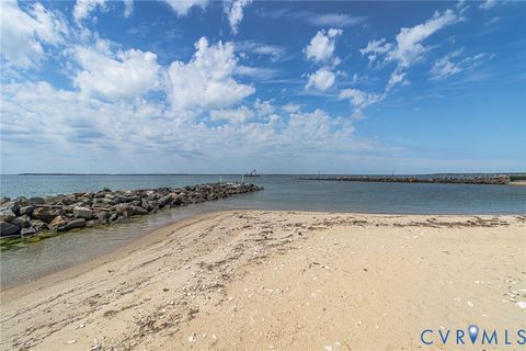 Tiny photo for 161 Beach Cove Drive Dr, White Stone, VA 22578 (MLS # 2604816)