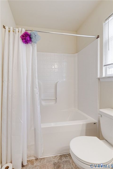 Tiny photo for 5073 Warwick Road, Richmond, VA 23224 (MLS # 2532267)