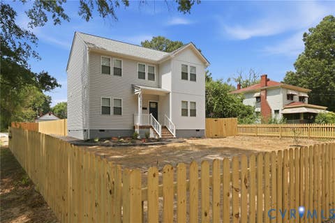 Photo for 3079 Maury Street