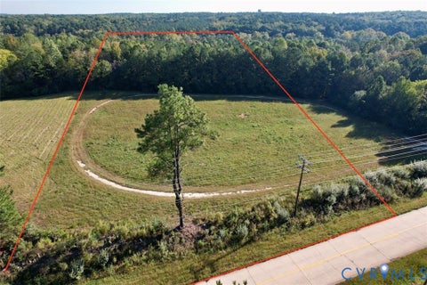 Photo of 1059 W Entrance Road, Blackstone, VA 23824 (MLS # 2628641)