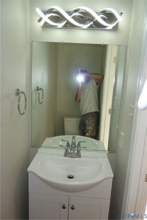 Tiny photo for 1517 Sir William Court, Richmond, VA 23075 (MLS # 2529903)