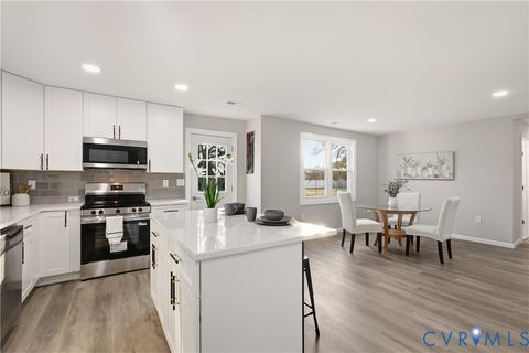 Tiny photo for 25717 Simmons Avenue, Dinwiddie, VA 23803 (MLS # 2532109)