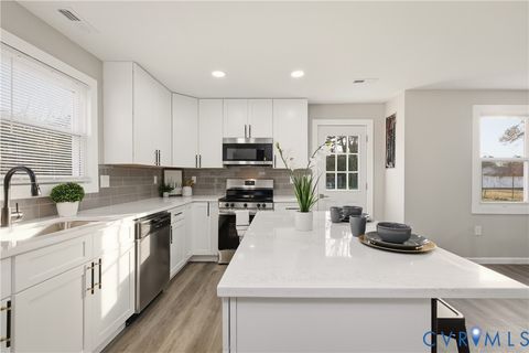 Tiny photo for 25717 Simmons Avenue, Dinwiddie, VA 23803 (MLS # 2532109)