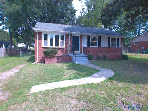 Photo of 9707 Stockbridge Drive, Henrico, VA 23228 (MLS # 2622232)