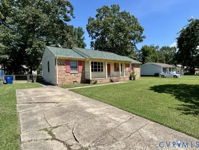549 Briarwood Circle