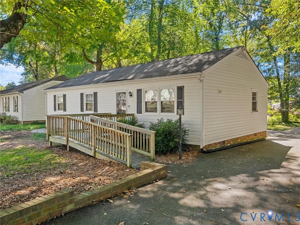 8708 Rainwater Road