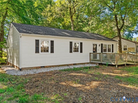 Tiny photo for 8708 Rainwater Road, North Chesterfield, VA 23237 (MLS # 2628315)
