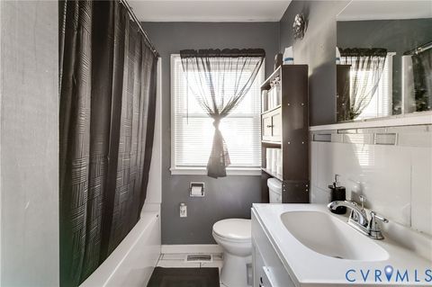 Tiny photo for 512 Lock Lane, Petersburg, VA 23805 (MLS # 2527478)