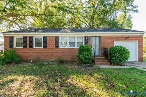 Tiny photo for 512 Lock Lane, Petersburg, VA 23805 (MLS # 2527478)