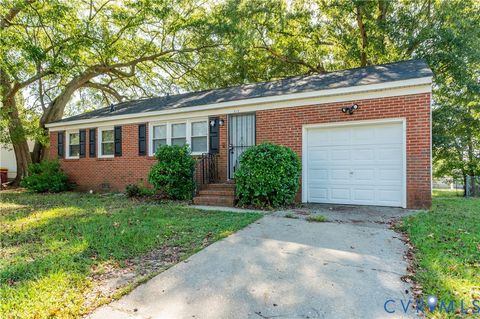 Tiny photo for 512 Lock Lane, Petersburg, VA 23805 (MLS # 2527478)
