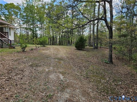 Tiny photo for 11455 Railroad Lane, Ruther Glen, VA 22546 (MLS # 2610106)