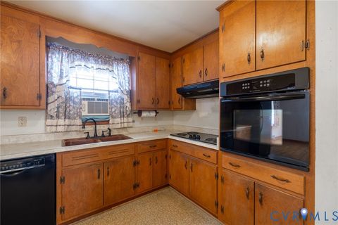 Tiny photo for 10580 Cross County Road, Mineral, VA 23117 (MLS # 2532932)