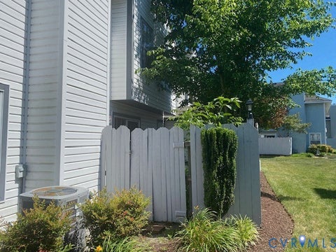 Tiny photo for 747 Ridge Circle, Chesapeake, VA 23320 (MLS # 2619195)