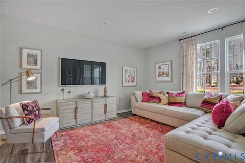 Photo of 18751 Palisades Ridge, Moseley, VA 23120 (MLS # 2532858)