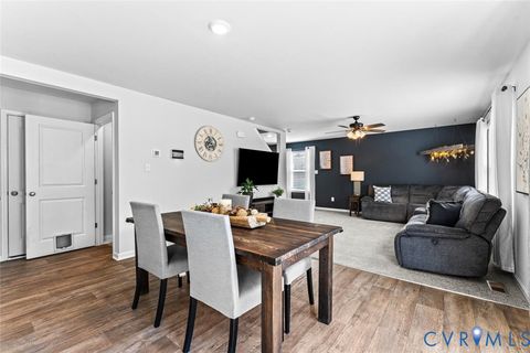 Tiny photo for 7019 Blue Stem Court Ct, New Kent, VA 23124 (MLS # 2608945)