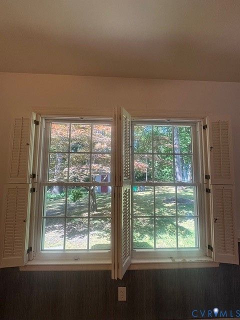 Tiny photo for 220 Biltmore Drive, Colonial Heights, VA 23834 (MLS # 2611047)