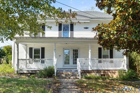 204 Cutler Avenue Louisa VA 23093
