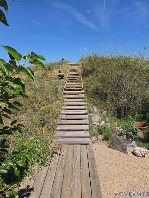Tiny photo for 744 W Ocean View Avenue #L, Norfolk, VA 23503 (MLS # 2621570)