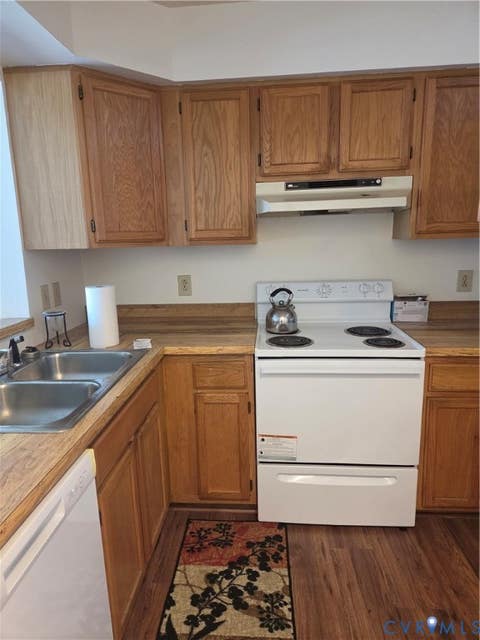 Tiny photo for 744 W Ocean View Avenue #L, Norfolk, VA 23503 (MLS # 2621570)