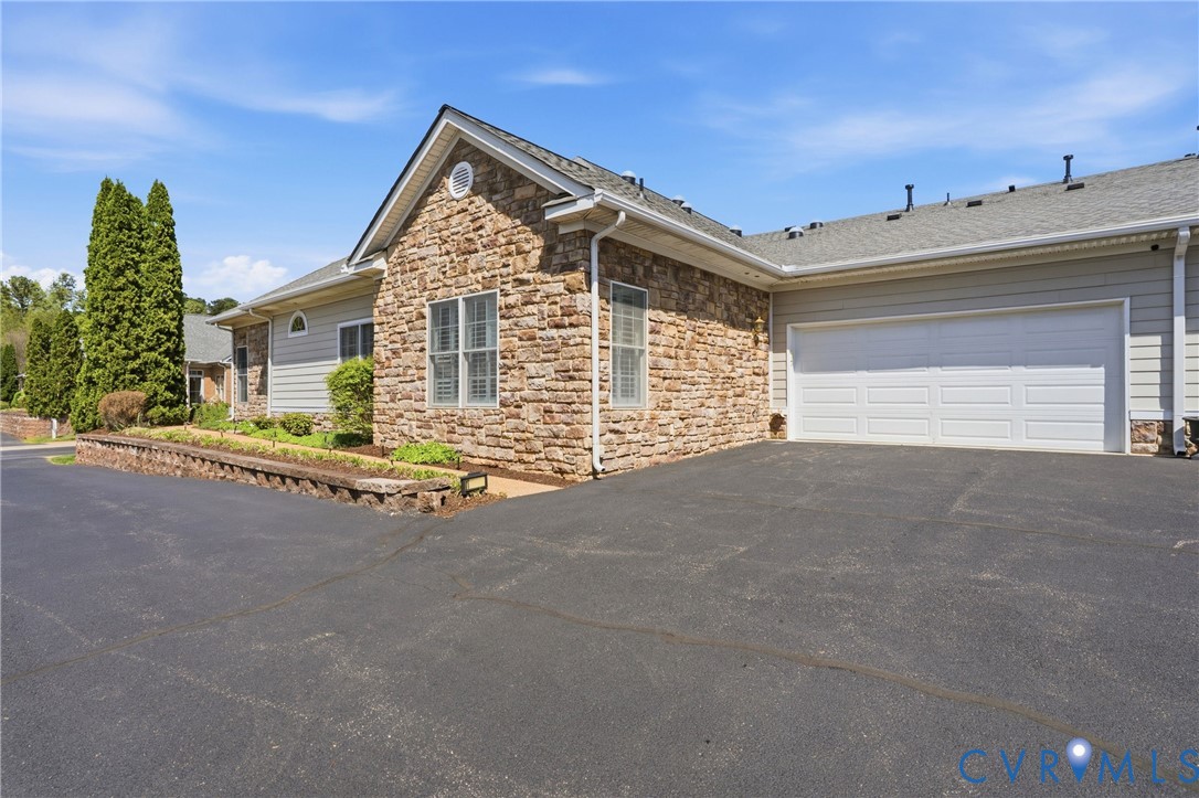 10327 Trellis Crossing Lane