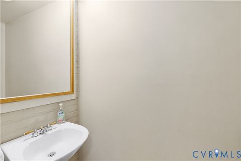Tiny photo for 3916 Wythe Avenue, Richmond, VA 23221 (MLS # 2606860)