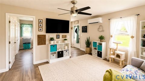 Tiny photo for 32 Northside Avenue, Pamplin, VA 23958 (MLS # 2618530)