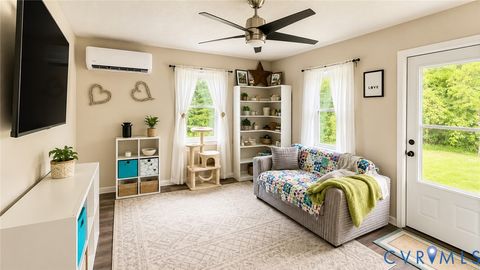 Tiny photo for 32 Northside Avenue, Pamplin, VA 23958 (MLS # 2618530)