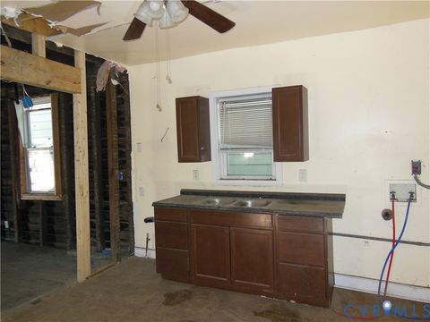 Tiny photo for 1721 Bainbridge Street, Richmond, VA 23224 (MLS # 2604820)