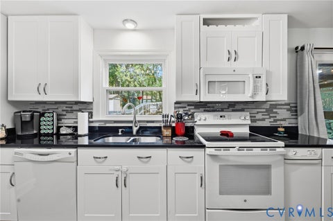 Tiny photo for 8016 Queen Scot Drive, Richmond, VA 23235 (MLS # 2624468)