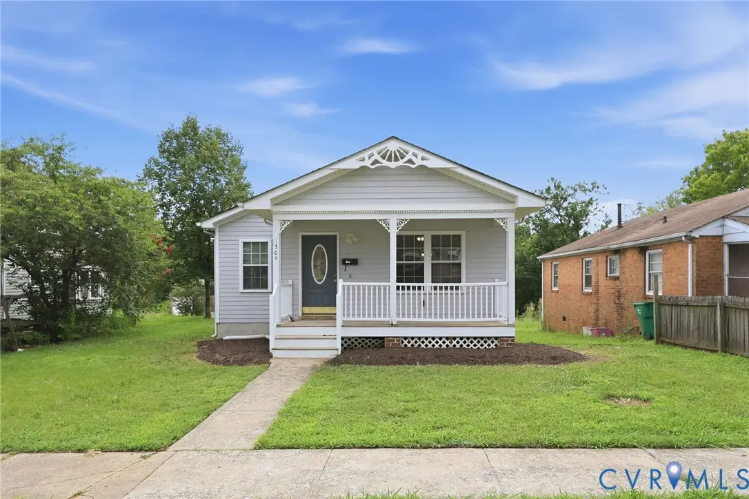 1704 Dinwiddie Avenue
