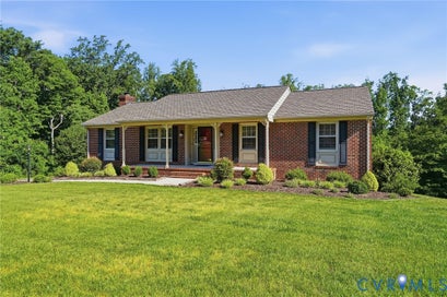 9193 Blakewood Drive Mechanicsville VA 23116