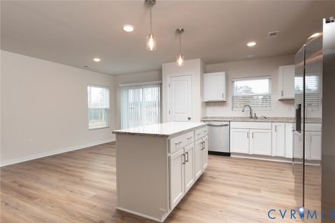 Tiny photo for 914 Encore Autumn Lane, Henrico, VA 23227 (MLS # 2600405)