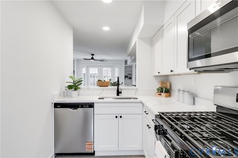 Tiny photo for 305 N Hamilton Street #G, Richmond, VA 23221 (MLS # 2528411)