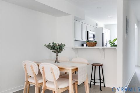 Tiny photo for 305 N Hamilton Street #G, Richmond, VA 23221 (MLS # 2528411)