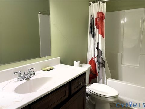 Tiny photo for 422 Union Woods Drive, Brodnax, VA 23920 (MLS # 2600162)