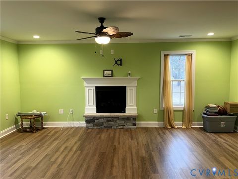 Tiny photo for 422 Union Woods Drive, Brodnax, VA 23920 (MLS # 2600162)