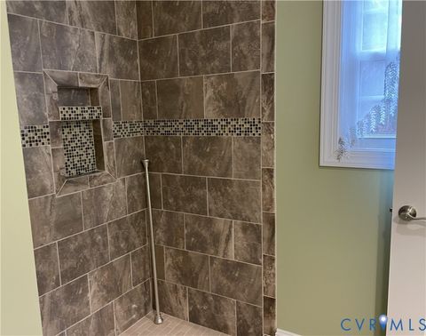 Tiny photo for 422 Union Woods Drive, Brodnax, VA 23920 (MLS # 2600162)