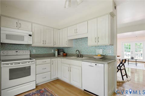 Tiny photo for 8704 Eagle Run Court, North Chesterfield, VA 23236 (MLS # 2610255)