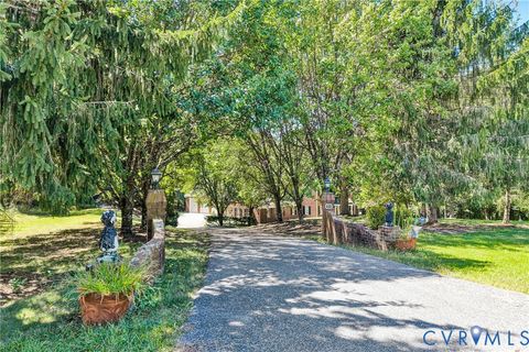 Tiny photo for 77 Gloucester Court, Troutville, VA 24175 (MLS # 2608527)