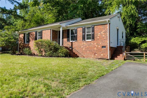 Photo of 2016 Cedarhurst Drive, Richmond, VA 23225 (MLS # 2615625)