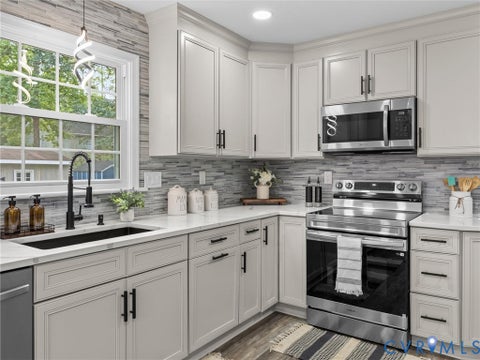 Tiny photo for 2031 Esquire Road, Midlothian, VA 23235 (MLS # 2627391)