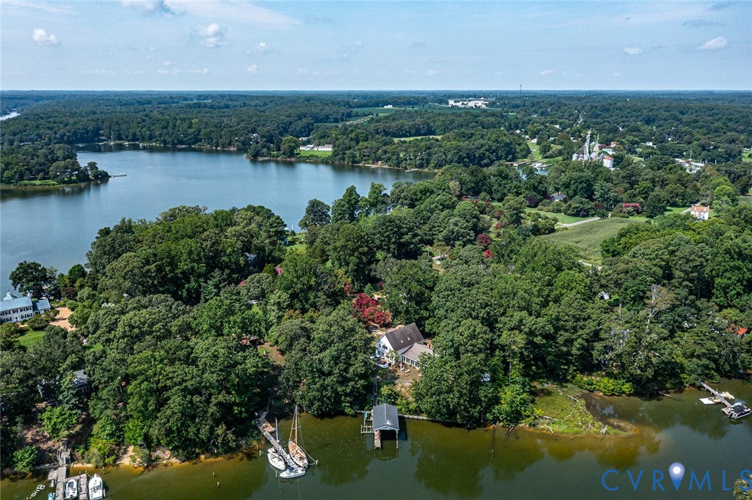 437 Plainview Road