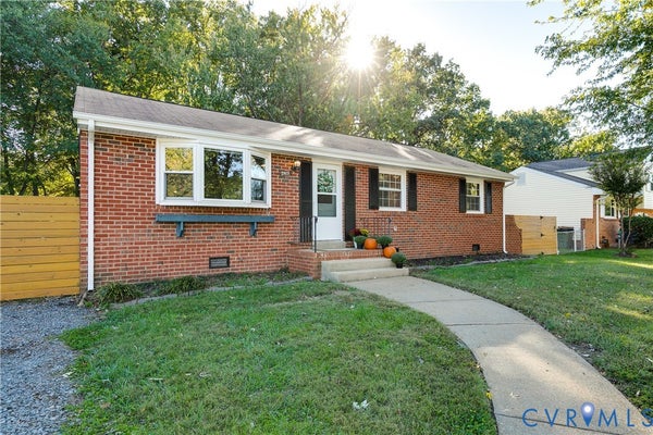 2411 TERRY DR, HENRICO, VA 23228 - Image 5c15b0677f3f32a622b3efff3be32812/1420367413