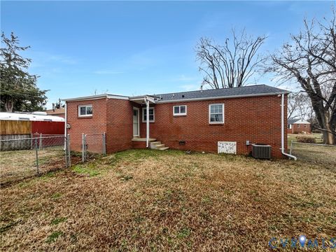 Tiny photo for 4907 Edgefield Circle, Richmond, VA 23227 (MLS # 2600385)