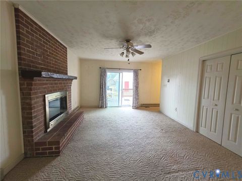 Tiny photo for 402 Stuart Avenue, Colonial Heights, VA 23834 (MLS # 2533789)