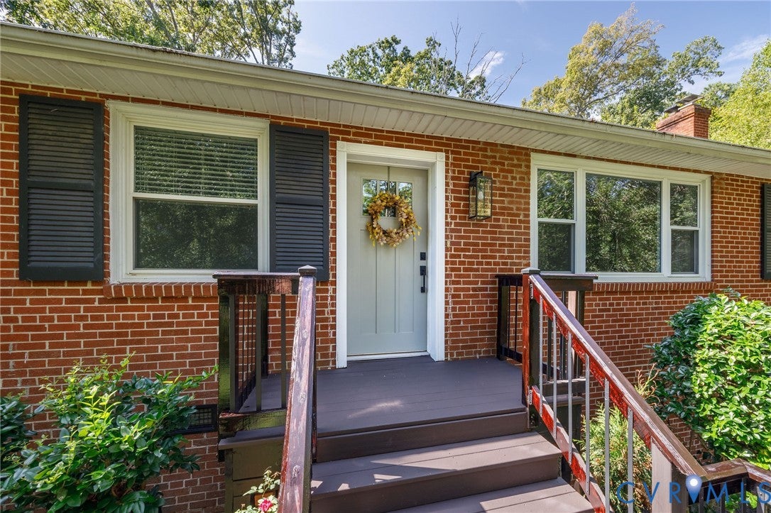 7433 Cherokee Road
