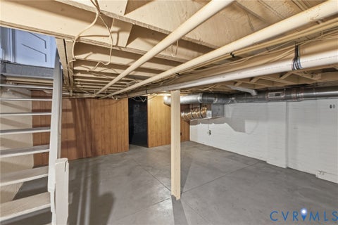 Tiny photo for 2425 W Main Street, Richmond, VA 23220 (MLS # 2619829)