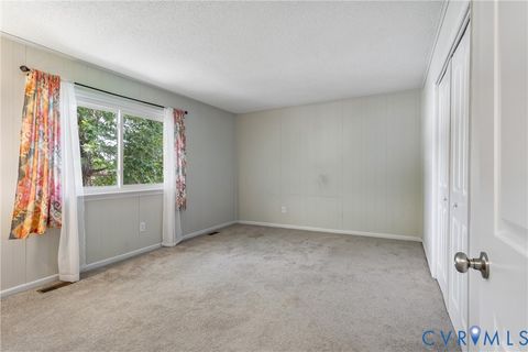 Tiny photo for 588 Windjammer Crescent, Newport News, VA 23602 (MLS # 2614416)