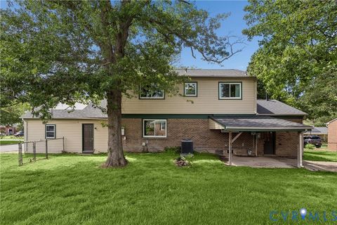 Tiny photo for 588 Windjammer Crescent, Newport News, VA 23602 (MLS # 2614416)