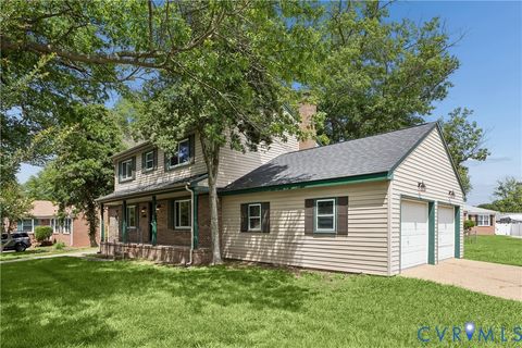 Tiny photo for 588 Windjammer Crescent, Newport News, VA 23602 (MLS # 2614416)